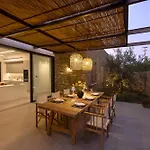 Euphonia By Athina Hospitality فيلة