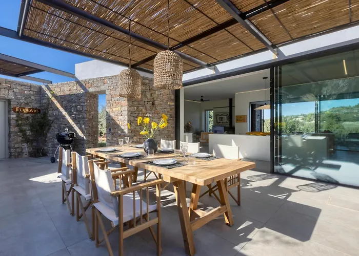 Euphonia By Athina Hospitality * Πόρτο Χέλι